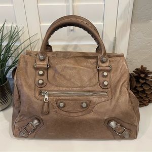 100% Authentic Balenciaga Giant Silver Lambskin Midday Bag.